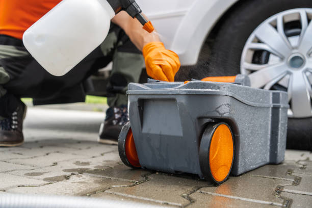 Best Portable toilet rental cost  in Kendallville, IN